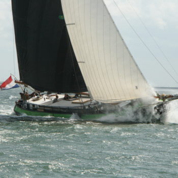 Overwinning Wedstrijdzeilen@ Gouden Vloot Zeilreizen