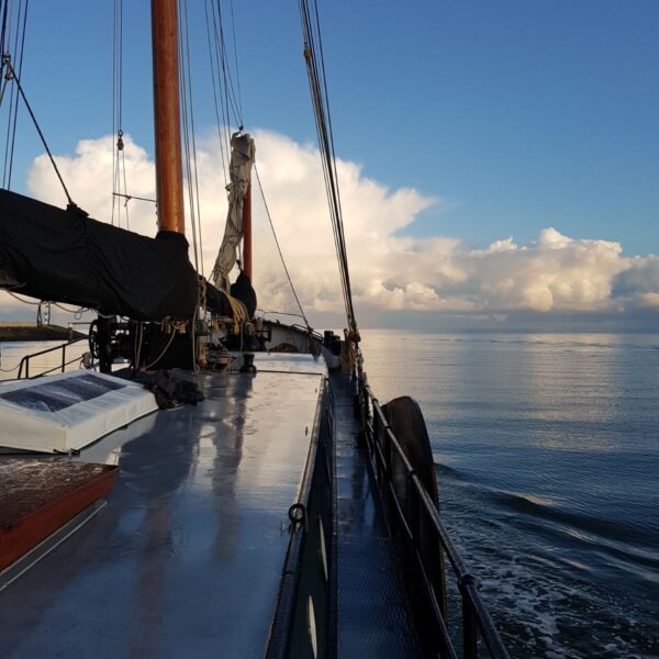 Yogazeilen@goudenvlootzeilreizen