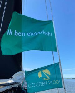 Vlag Overwinning @Gouden Vloot Zeilreizen